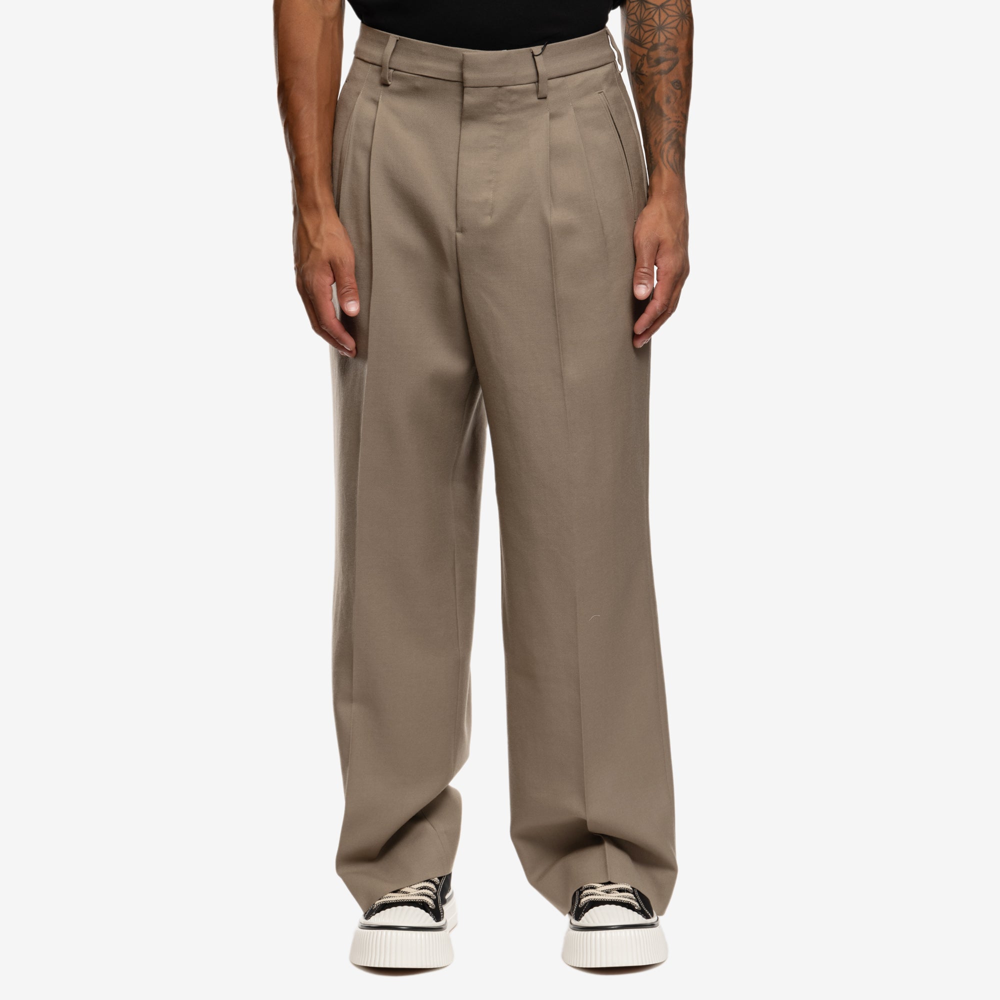 AMI Paris - Straight Fit Trousers in Taupe