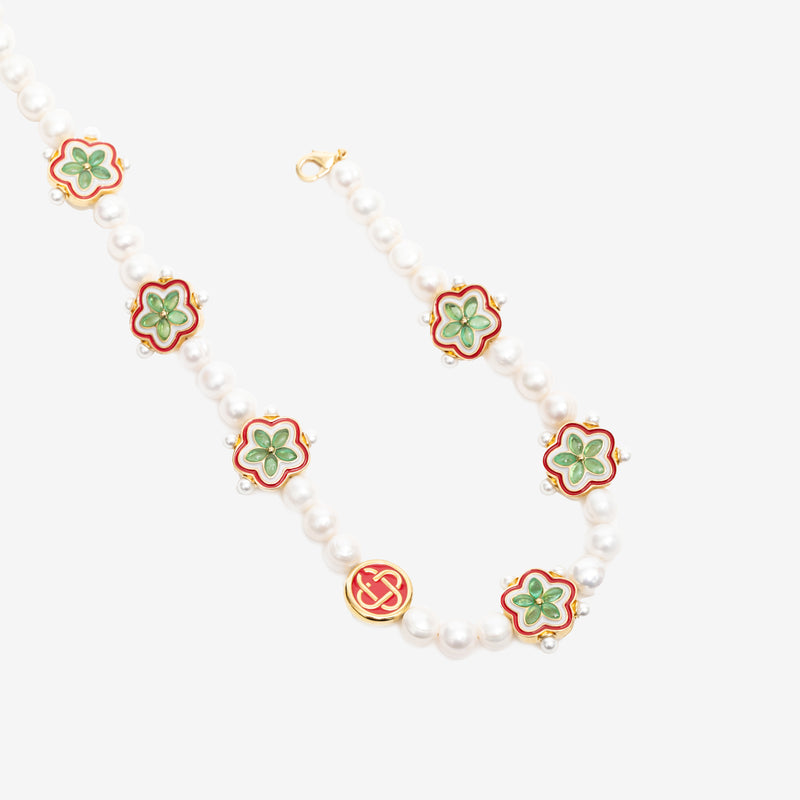 Casablanca - Gold Plated Gradient Flower Short Necklace in Gold